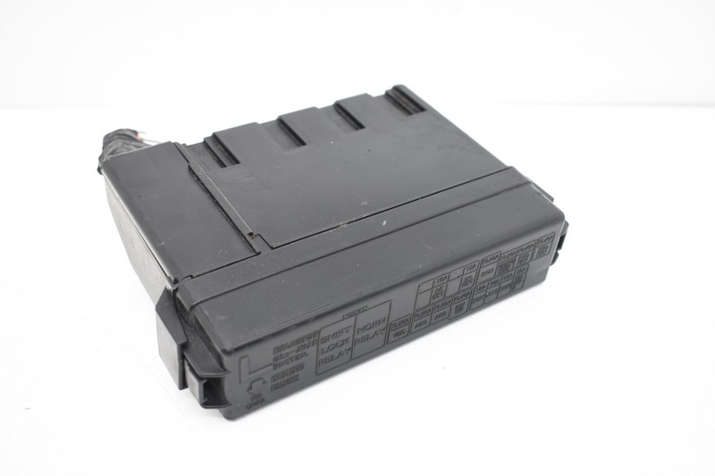 2006 Nissan 350z Coupe Small Engine IPDM Fuse Box Relay Module OEM KW50