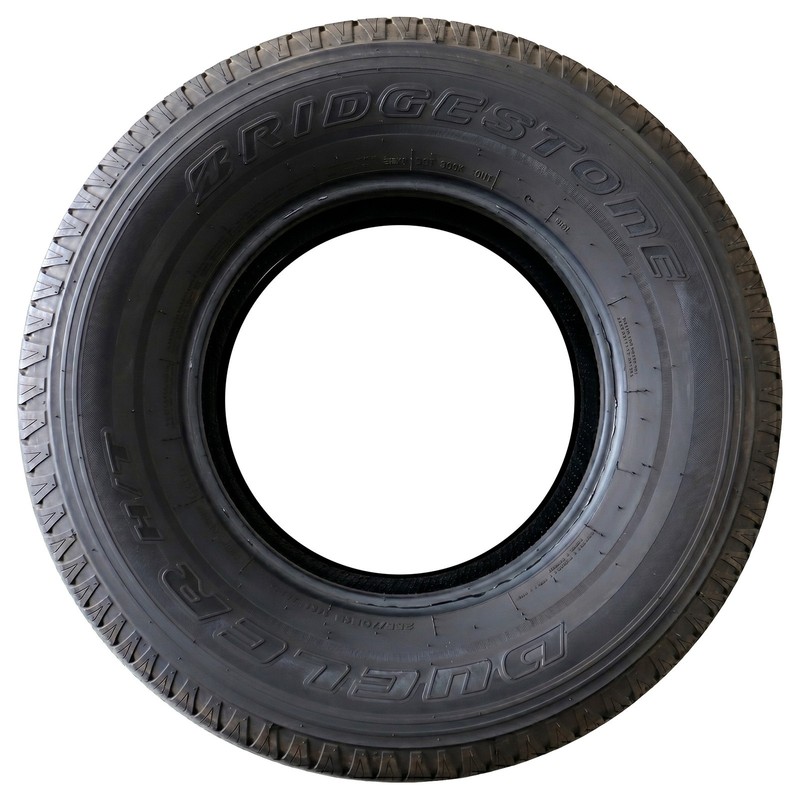 New Take Off Tire BRIDGESTONE DUELER H/T 255/70R16 111T