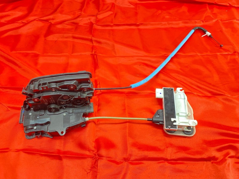 14-19 BMW F15 F85 F86 X5 X6 Rear Right Side Door Lock Actuator Soft Close OEM✅