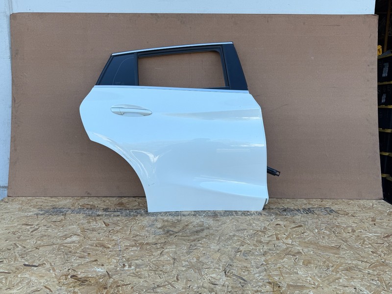 INFINITI QX30 2017-2019 OEM REAR RIGHT PASSENGER DOOR SHELL ASSEMBLY (WHITE)