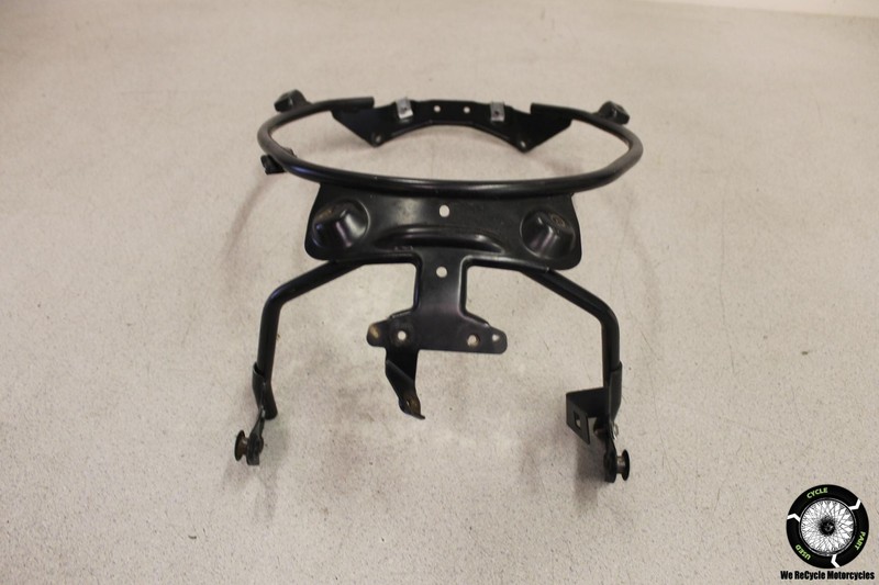 2003 BMW F650CS AIR BOX AIRBOX HOUSING MOUNT BRACKET STAY F 650 CS 03