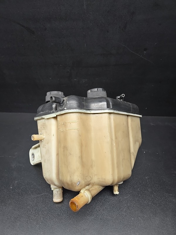 2014 - 2024 MASERATI GHIBLI M157 3.0L V6 COOLANT TANK RESERVOIR W/CAPS OEM