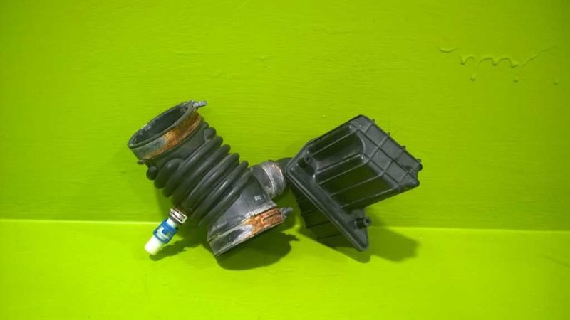 04-09 MAZDA 3 AIR CLEANER INTAKE TUBE HOSE OEM 3893-41