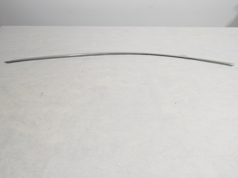18-20 Mercedes E63 S W213 2018 Front Left Upper Door Window Molding Trim ; :Y