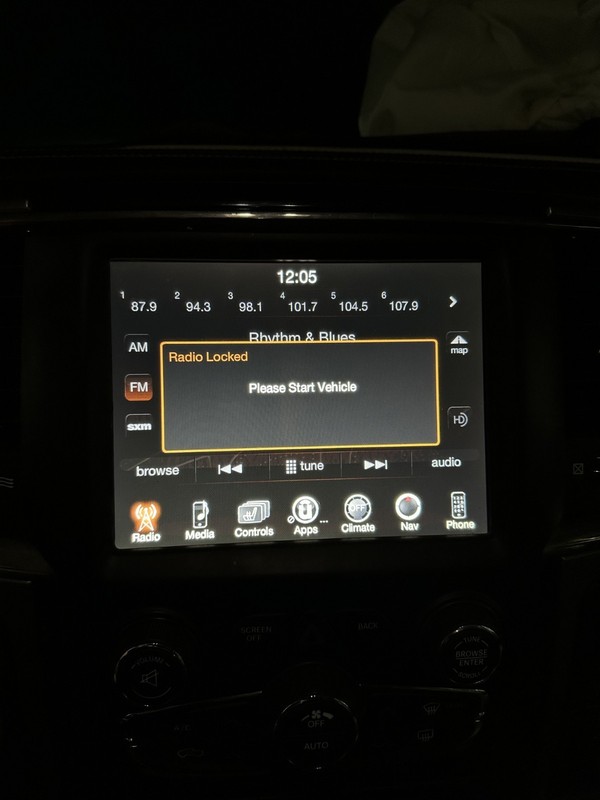 ✅ 2013-2017 RAM 1500 4th UCONNECT MULTI MEDIA RADIO NAVIGATION TOUCH SCREEN OEM