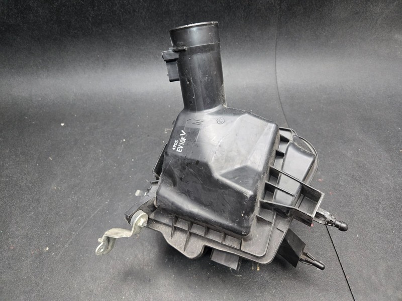 Left Air Cleaner 3.7L 2017 Infiniti QX50 16500-EV11B 2014 2015 2016