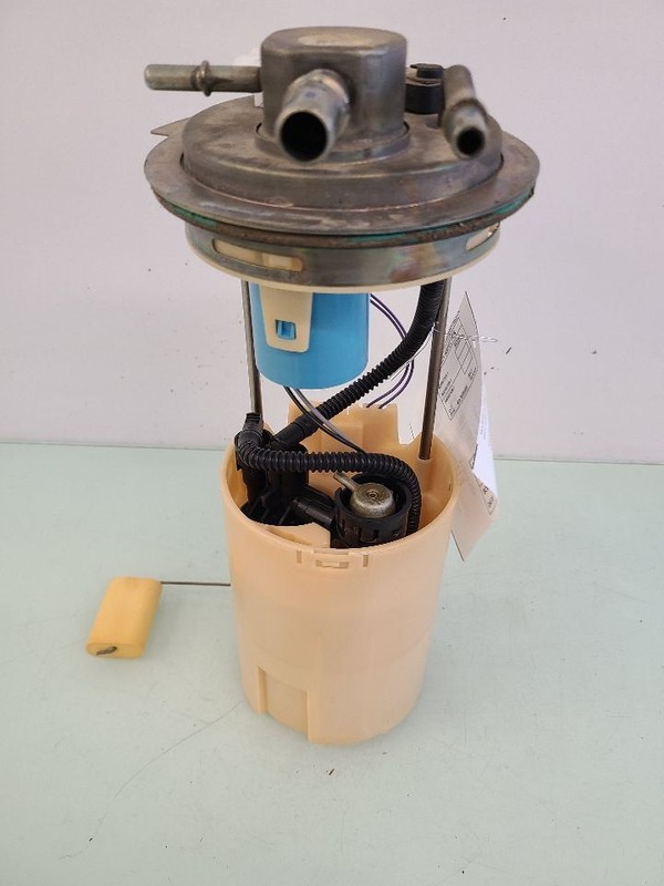 Fuel Pump Classic Style 5.3L VIN B Fits 04-07 SIERRA 1500 PICKUP 591157