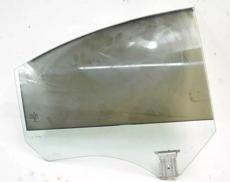 14-18 Mercedes W117 CLA250 Rear Right Passenger Side Door Window Auto Glass OEM