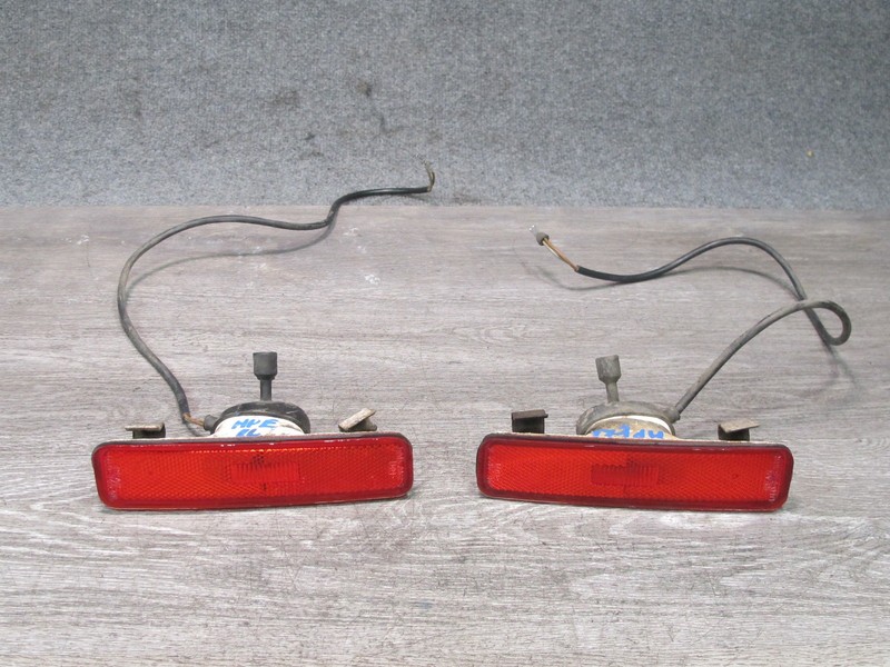 1983-1995 PORSCHE 928 S REAR LEFT & RIGHT SIDE MARKER LIGHT LAMP SET