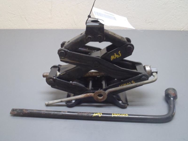 Jack and Tool Kit Assembly Fits 1992 Plymouth Sundance 50238