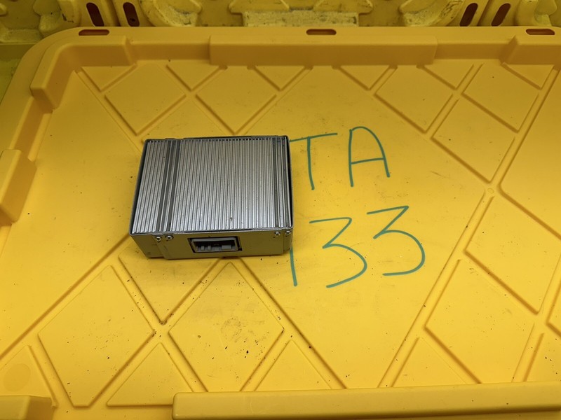 2013-2019 FORD FUSION HYBRID DC TO AC POWER INVERTER UNDER CONSOLE DS7T19G317AD