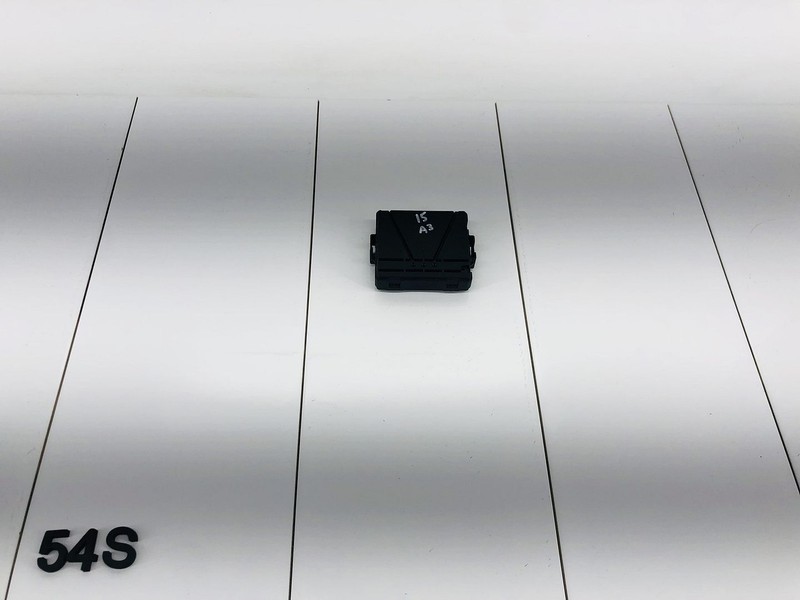 15-16 AUDI A3 8V INTERFACE GATEWAY CONTROL COMPUTER MODULE OEM