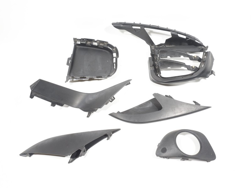 2015-2018 Porsche Macan Front LEFT Bumper Grille Trim Air Duct OEM SET of 6
