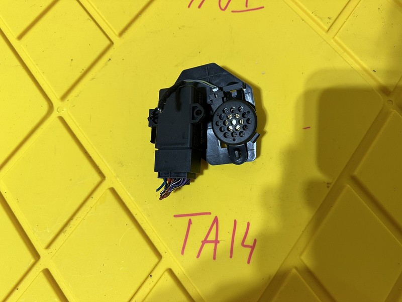 2011 VW TOUAREG Parktronic PDC Speakers 7P6959191A OEM