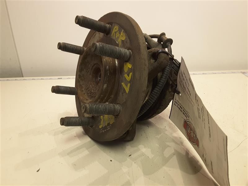 04 05 FORD F150 HUB FRONT NEW STYLE 4X4 6 LUG WHEEL 153970