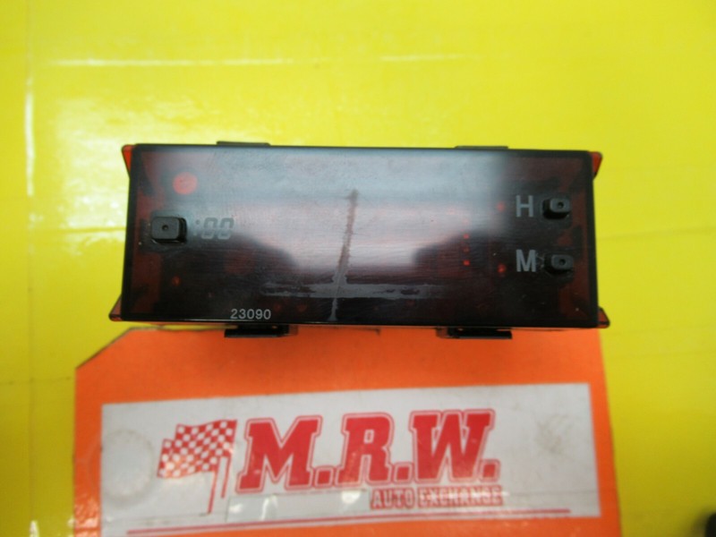 CLOCK TIME DASH for 00 01 02 03 04 05 TOYOTA MR2 SPYDER