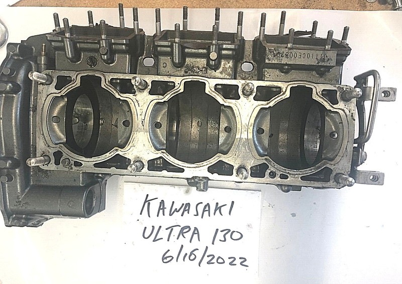 Kawasaki Jet Ski Ultra 130 DI 1100 DI Crankcase 14001-5385 FRESHWATER!