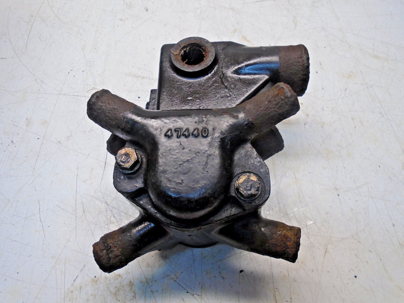 Y3 79468A1 Mercruiser Stern Drive GM V8 454 Thermostat Housing
