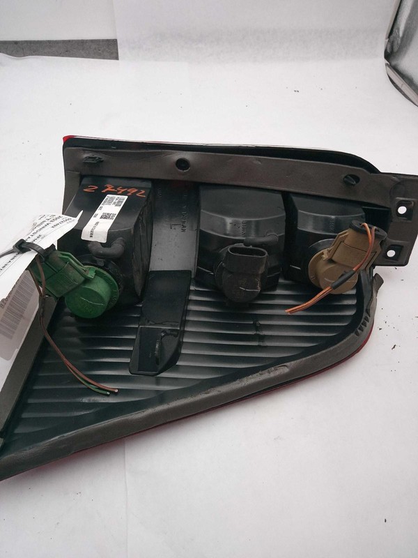 Used Left Tail Light Assembly fits: 2003 Ford Windstar Left Grade B