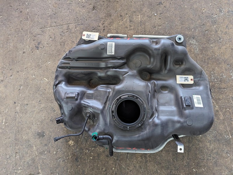 Fuel Tank 2021 Toyota C-HR 77100-F4041 2018 2019 2020 2022