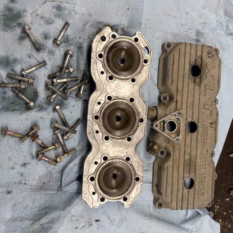 1993 PolarisXLT 580 Snowmobile Motor Cylinder Head Good
