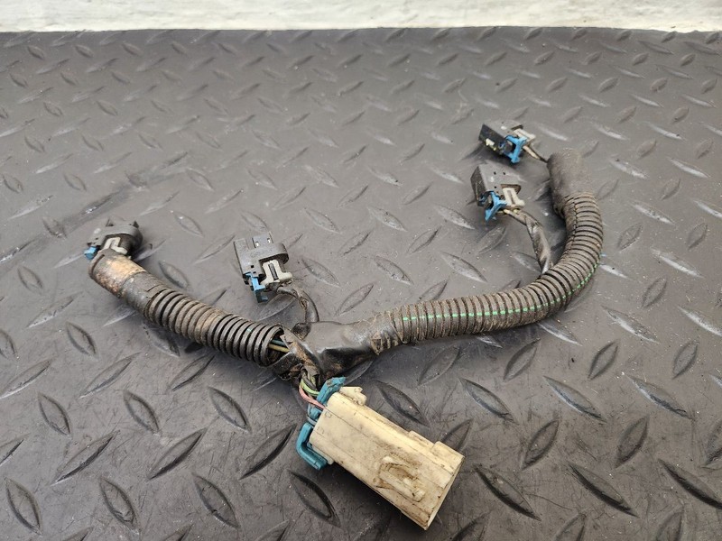 00-03 Chevrolet S10 Pickup 2.2L Fuel Injector Rail Wire Harness OEM 15301412