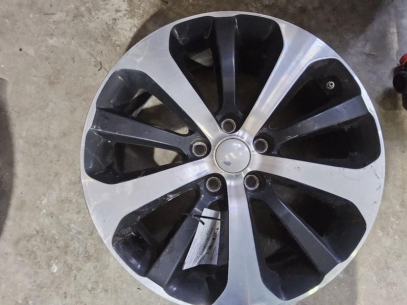 2016-2018 Kia Sorento Wheel Rim 18x7-1/2 Alloy With TPMS Option