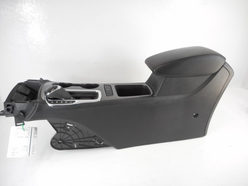 2016 Chevrolet Cruze Center Console Arm Rest Shifter Trim OEM Conventional Igntn