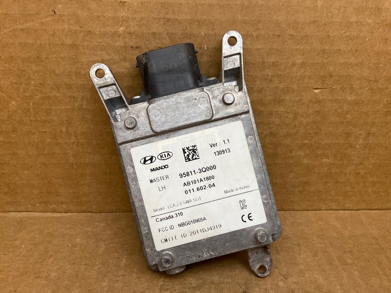 11-14 Hyundai Sonata LH Driver Blind Spot Alert Radar Sensor Module 95811-3Q000