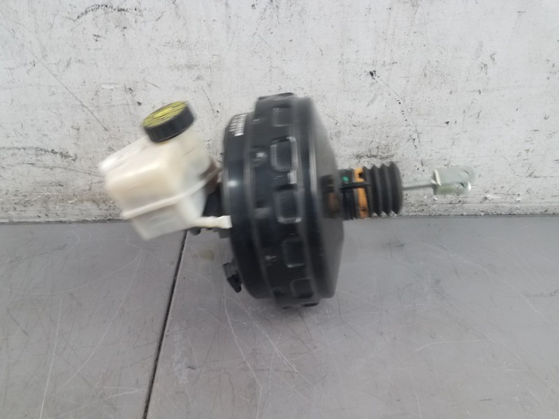 2012 Mercedes AMG E 63 Wagon Brake Master Cylinder / Booster #83055 P11