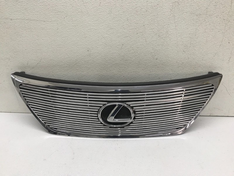 2007 2008 2009 Lexus LS460 Front Upper Grille Assembly