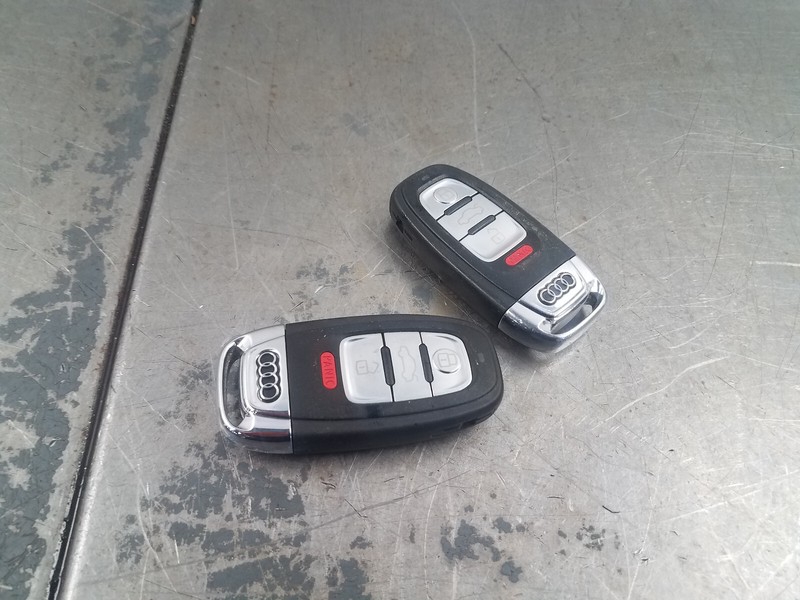 2016 Audi S4 Quattro B8 Key Fobs - 2 #0800 P5