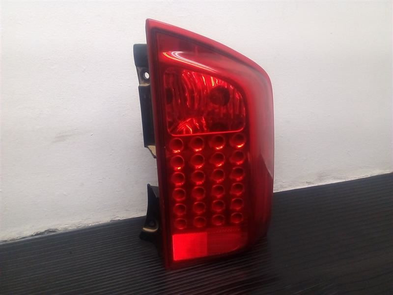 04-10 Infiniti QX56 Right Passenger Side Tail Light Lamp OEM 26550-7S625