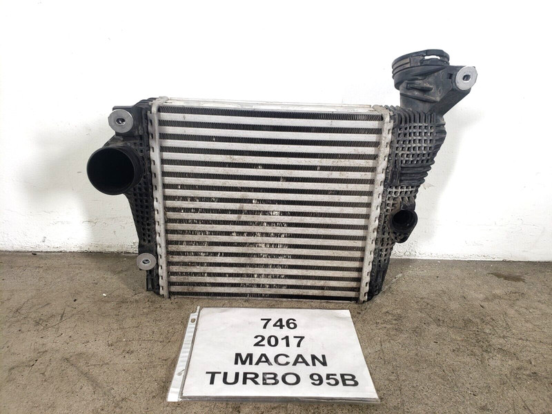 ✅ 15-18 OEM Porsche Macan Turbo 3.6L 95B Right Side Passenger Air Intercooler