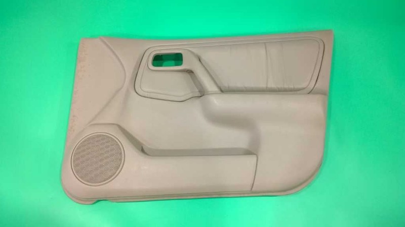 99-02 INFINITI G20 TPASSENGER RIGHT FRONT INTERIOR DOOR PANEL OEM 2666-115