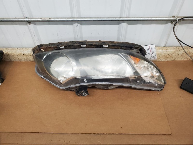 Passenger Right Headlight Sedan Fits 06-11 CIVIC 288284