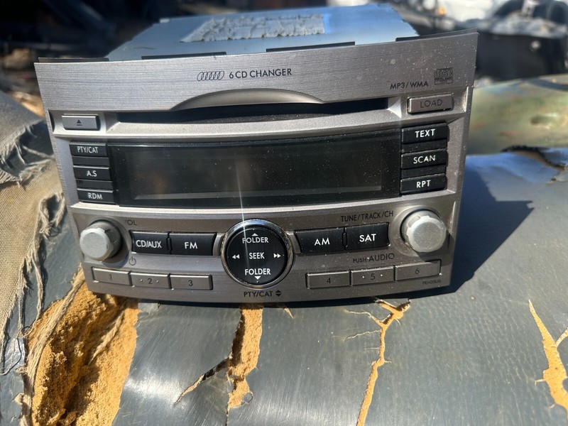 10-12 SUBARU LEGACY OUTBACK OEM Radio STEREO 6 DISC CD PLAYER 86201-AJ60A