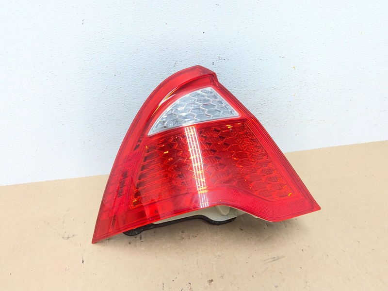 2010 2011 2012 Ford Fusion Left Driver LH Side Tail Light AE6030 DW