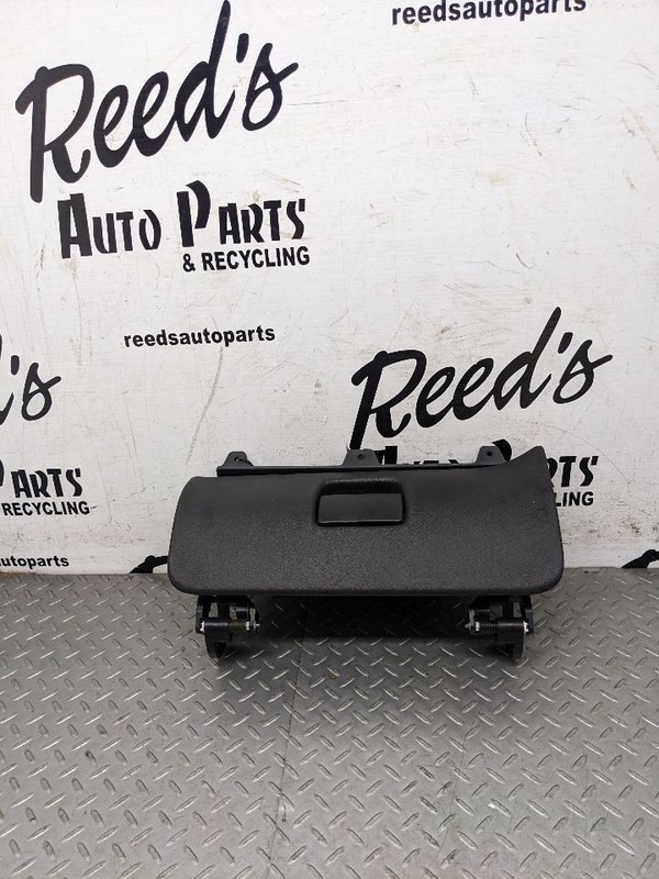 2019-2024 SIERRA UPPER DASH GLOVE BOX BLACK 84539639 OEM 1193603