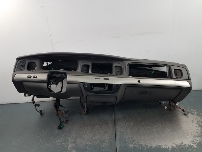 2008 Grand Marquis / Crown Vic Victoria Dash Panel #7790 i2