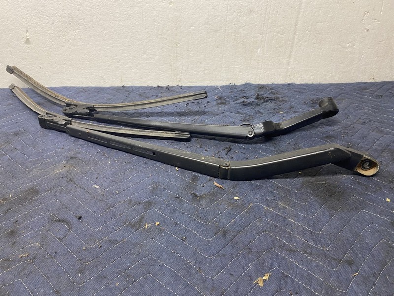 2008 Chevy Impala Wipers OEM