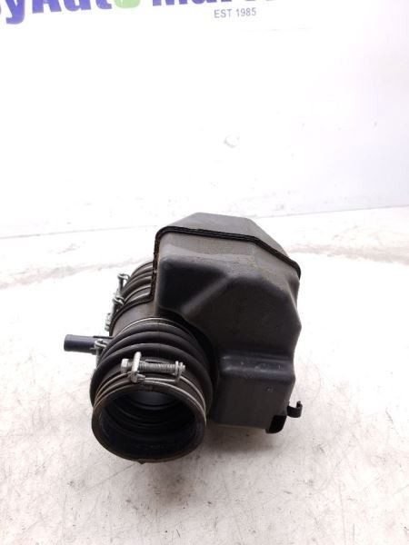 2005 TOYOTA CAMRY 3.0L 6CYL AIR CLEANER TUBE/RESONATOR