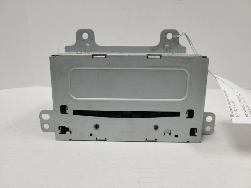 Audio Equipment Radio Receiver AM-FM-XM-CD-MP3 Opt Uye Fits 12 CAMARO 562430
