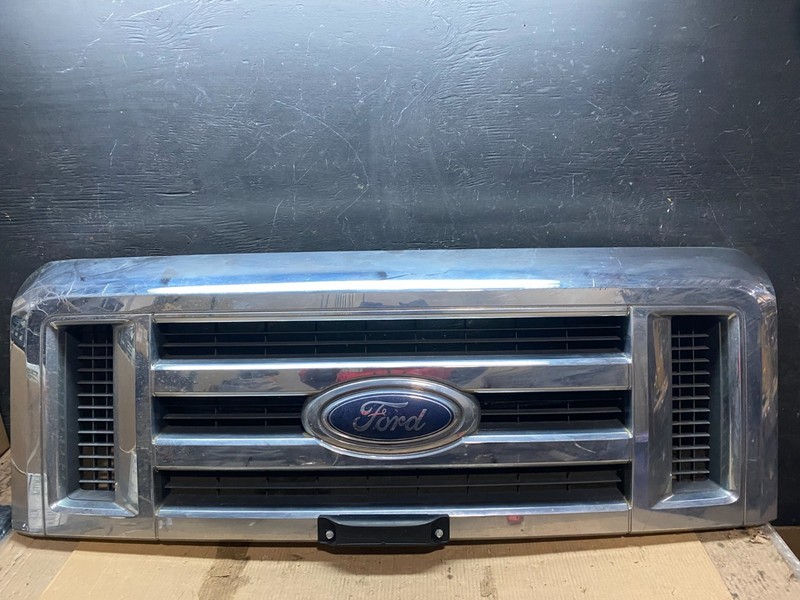 2008-2014 Ford Econoline E150 E250 Front Upper Chrome Grill Grille Oem X3299 DG