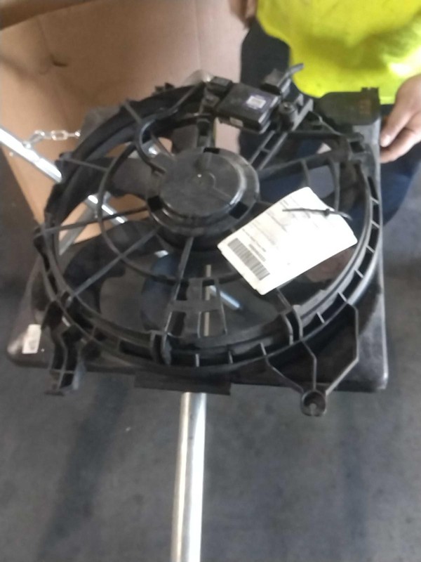 2018 KIA Sportage Engine Cooling Fan Motor OEM 89000 Miles White NJ25-28058