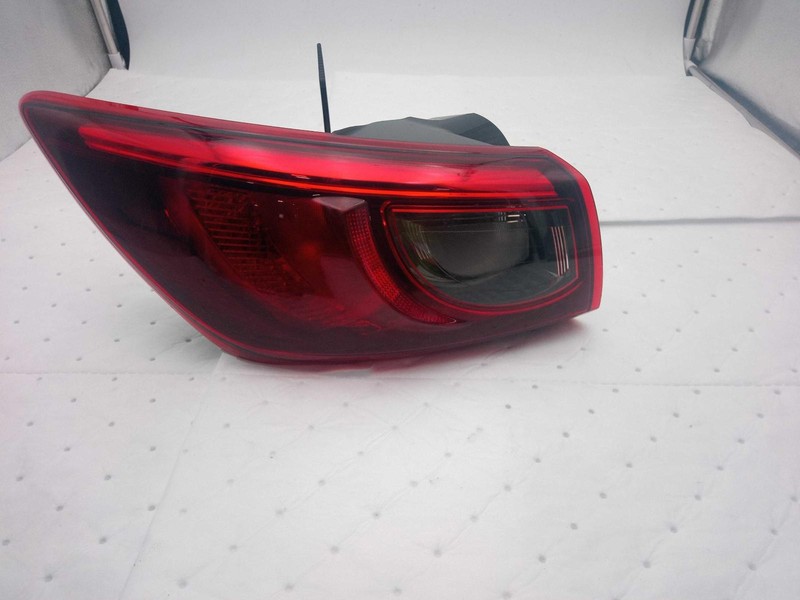 2016 MAZDA CX-3 Left Tail Light Assembly Black OEM Used 706765 86000 Miles