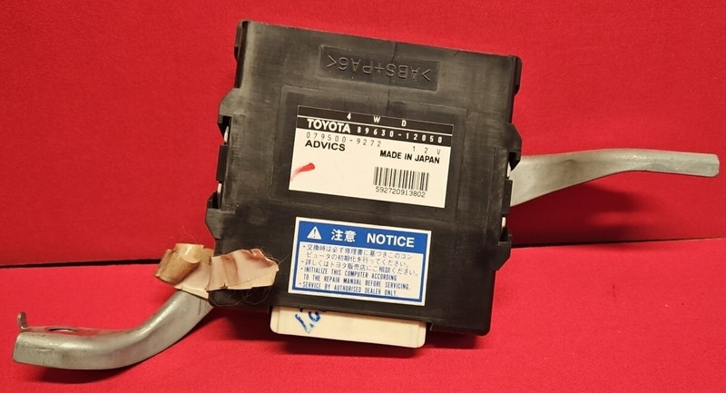 2009 2010 Pontiac Vibe / 09 Toyota Matrix ABS Traction Control Module 19183785