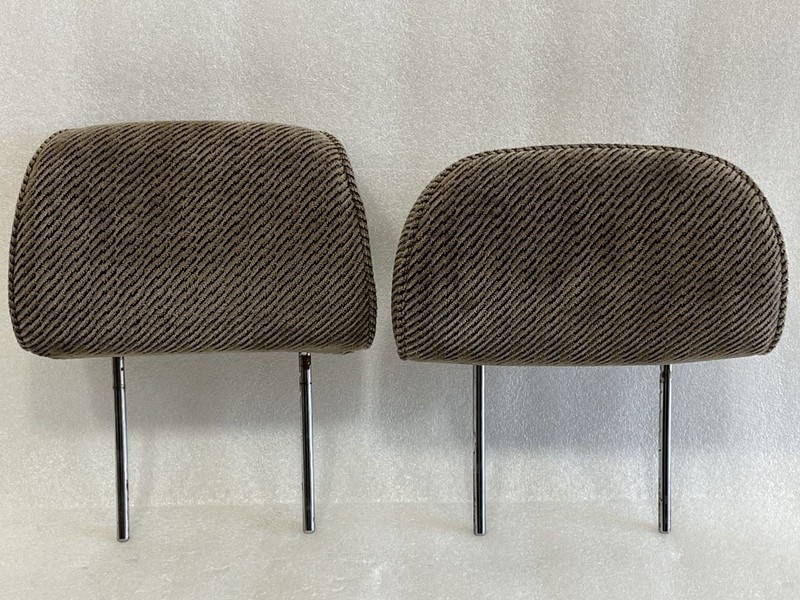 1994 1995 1996 1997 TOYOTA PREVIA REAR SEAT HEADRESTS 2 PIECES TAN CLOTH FC41