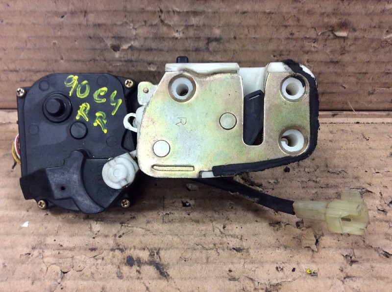 88 89 90 91 Civic 4DR Sedan LX Right Rear Door Latch Power Lock Used OEM