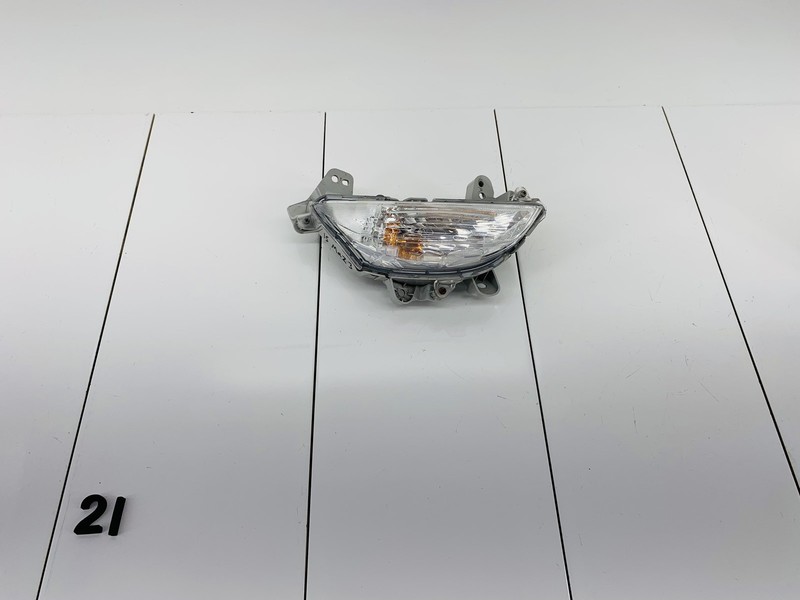 14-16 MAZDA 3 SEDAN FRONT LEFT DRIVER SIDE TURN SIGNAL LIGHT LAMP OEM